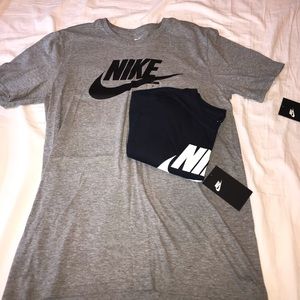 Brand new nike logo t-shirts